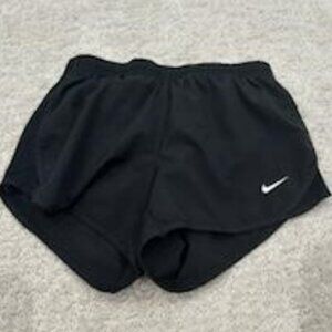 Girls Nike Tempo Big Kids' Dri-FIT Running Shorts (size small)